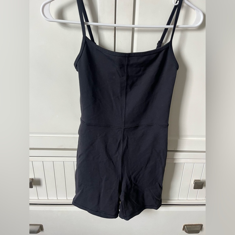 Aritzia Wilfred Black Divinity Romper